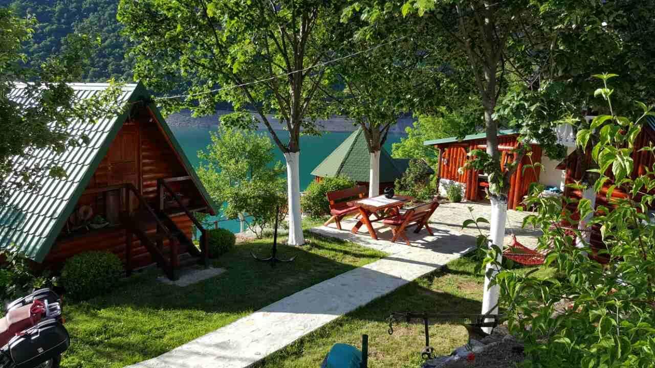 B&B Konak 플루지네 외부 사진